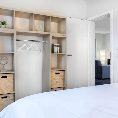 Salzhaff Strandhaeuser Mit Kamin U Appartement