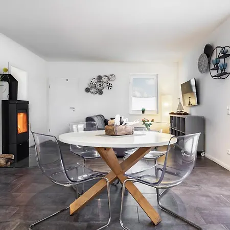 Appartement Salzhaff Strandhaeuser Mit Kamin U Pepelow