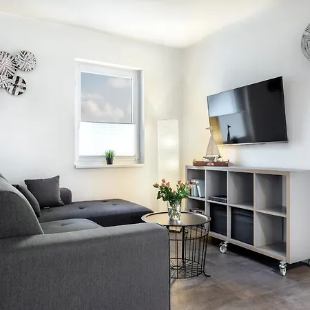 Apartment Salzhaff Strandhaeuser Mit Kamin U Pepelow